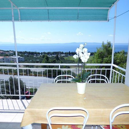 Apartmani Dalija Tucepi Ngoại thất bức ảnh