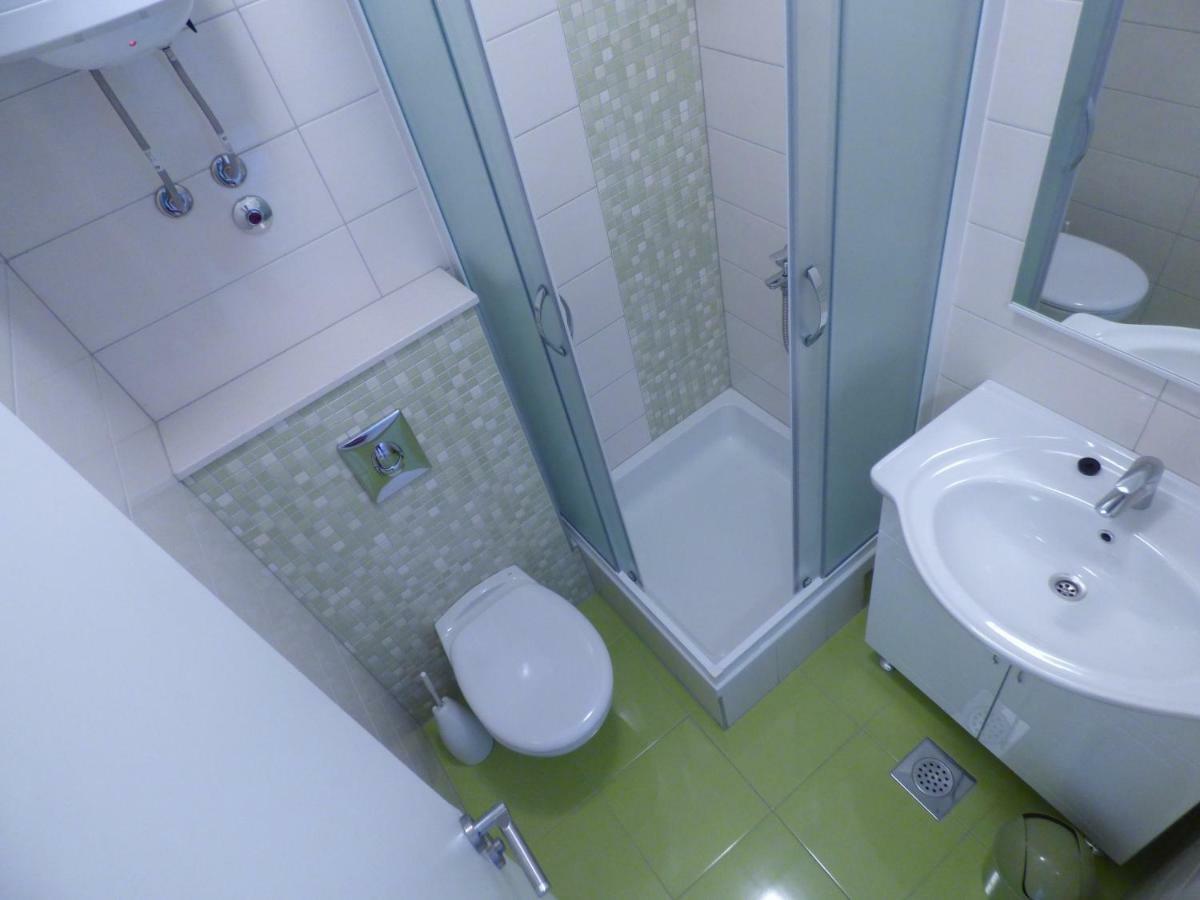 Apartmani Dalija Tucepi Ngoại thất bức ảnh