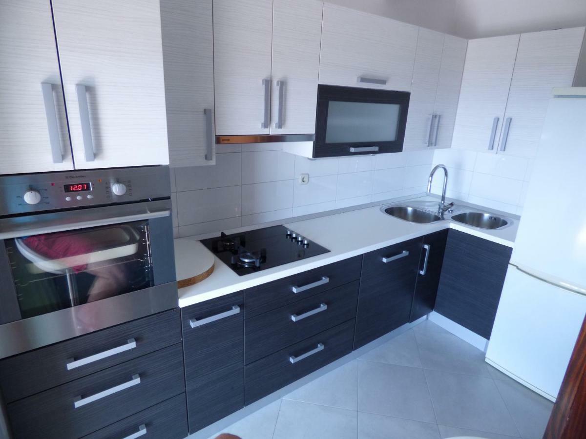 Apartmani Dalija Tucepi Ngoại thất bức ảnh