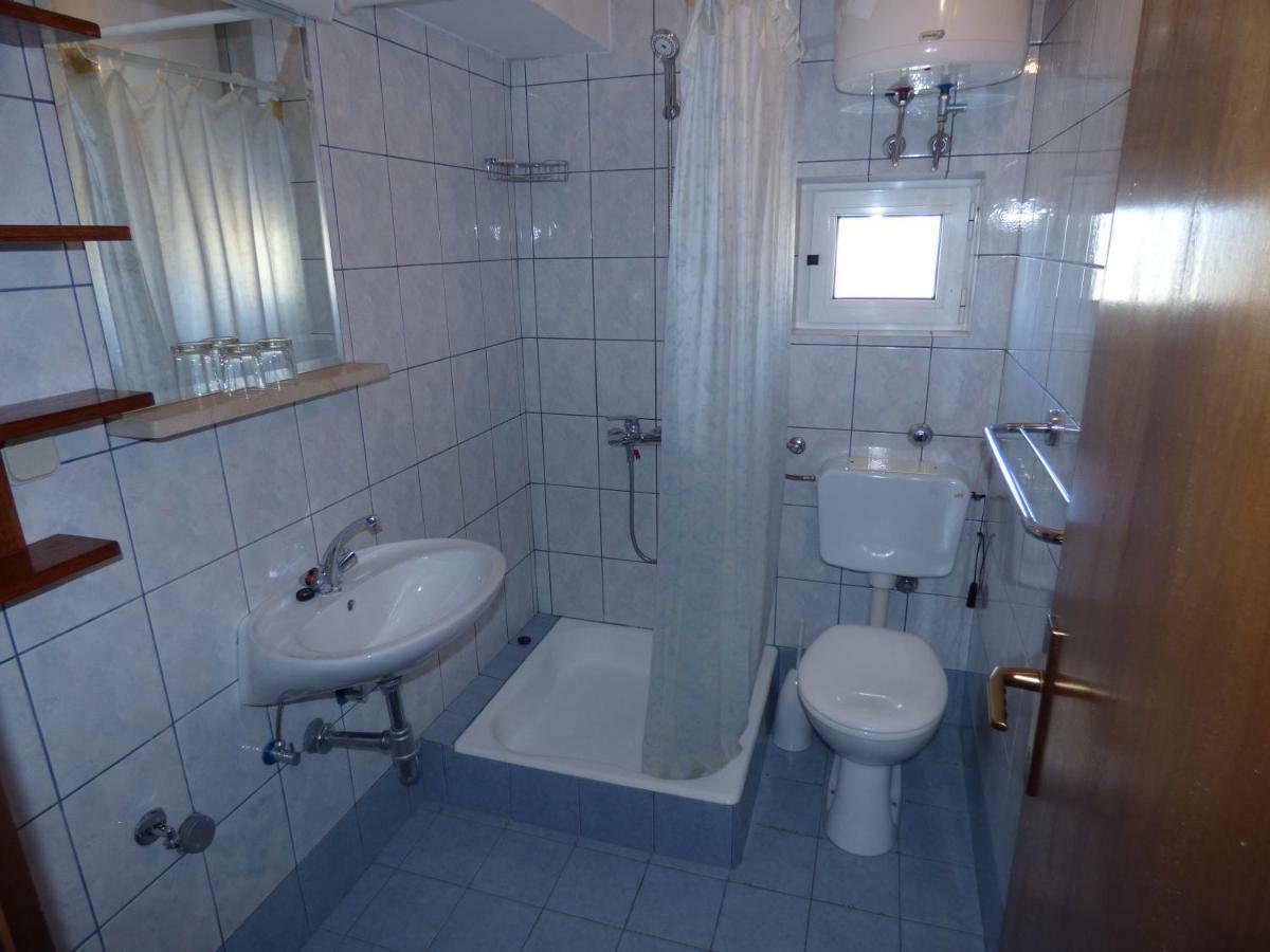 Apartmani Dalija Tucepi Ngoại thất bức ảnh